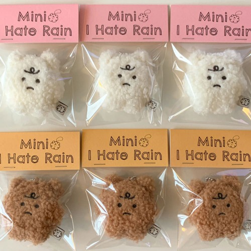 I Hate Rain ぬいぐるみキーリング MINI（2種より選択）